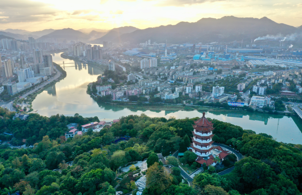 福建,传统与现代的和谐交响之地