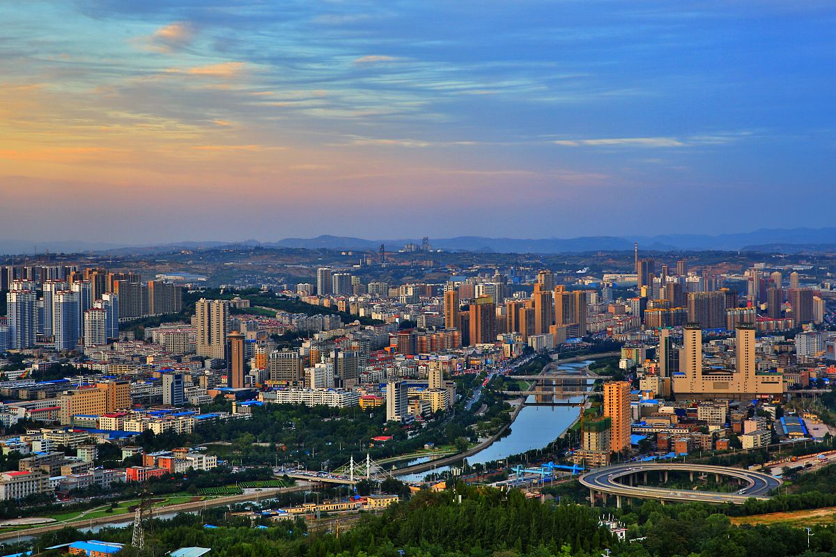 阳泉，多维视角下的城市论述